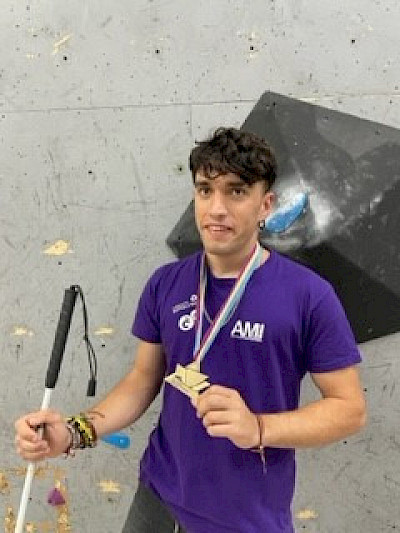 GUILLE PELEGRIN, TERCERO DEL MUNDO