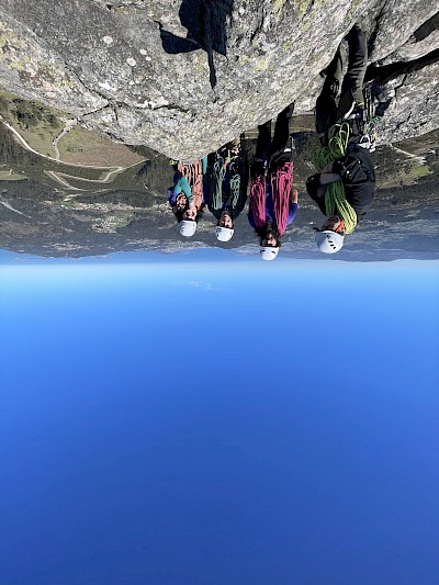 CURSO DE VARIOS LARGOS EQUIPADOS