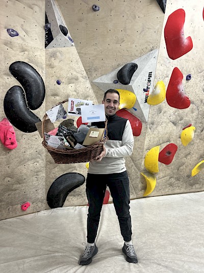 GANADOR CESTA DE NAVIDAD AMI